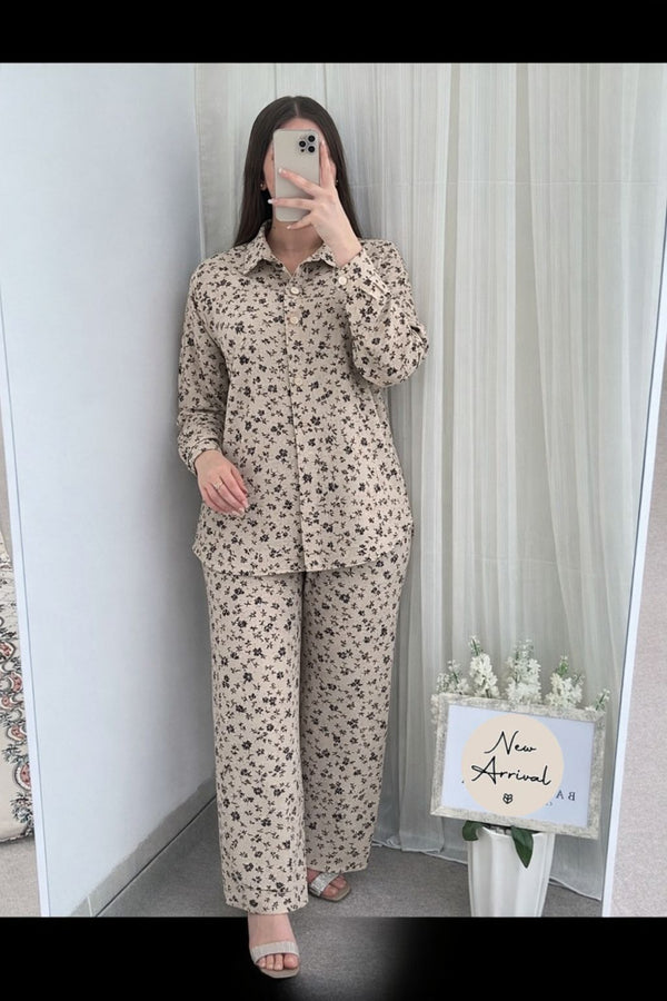 Elegant Beige Floral Printed Two Piece Outfit for Women